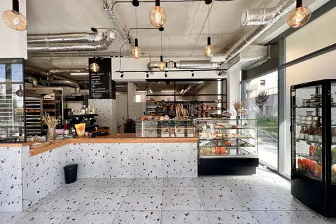 Lily's Bake House photo 3